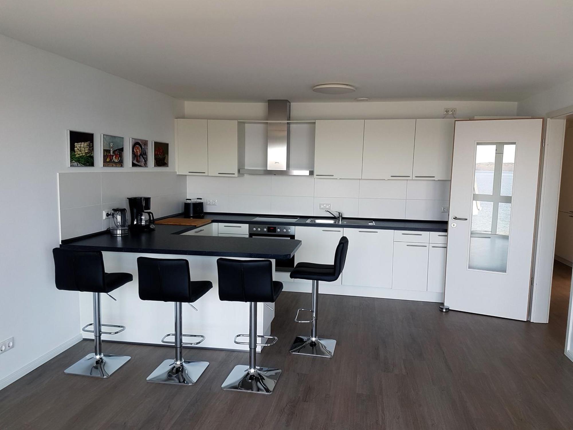 Neubau-ferienwohnung Mit Panorama-seeblick Bosau