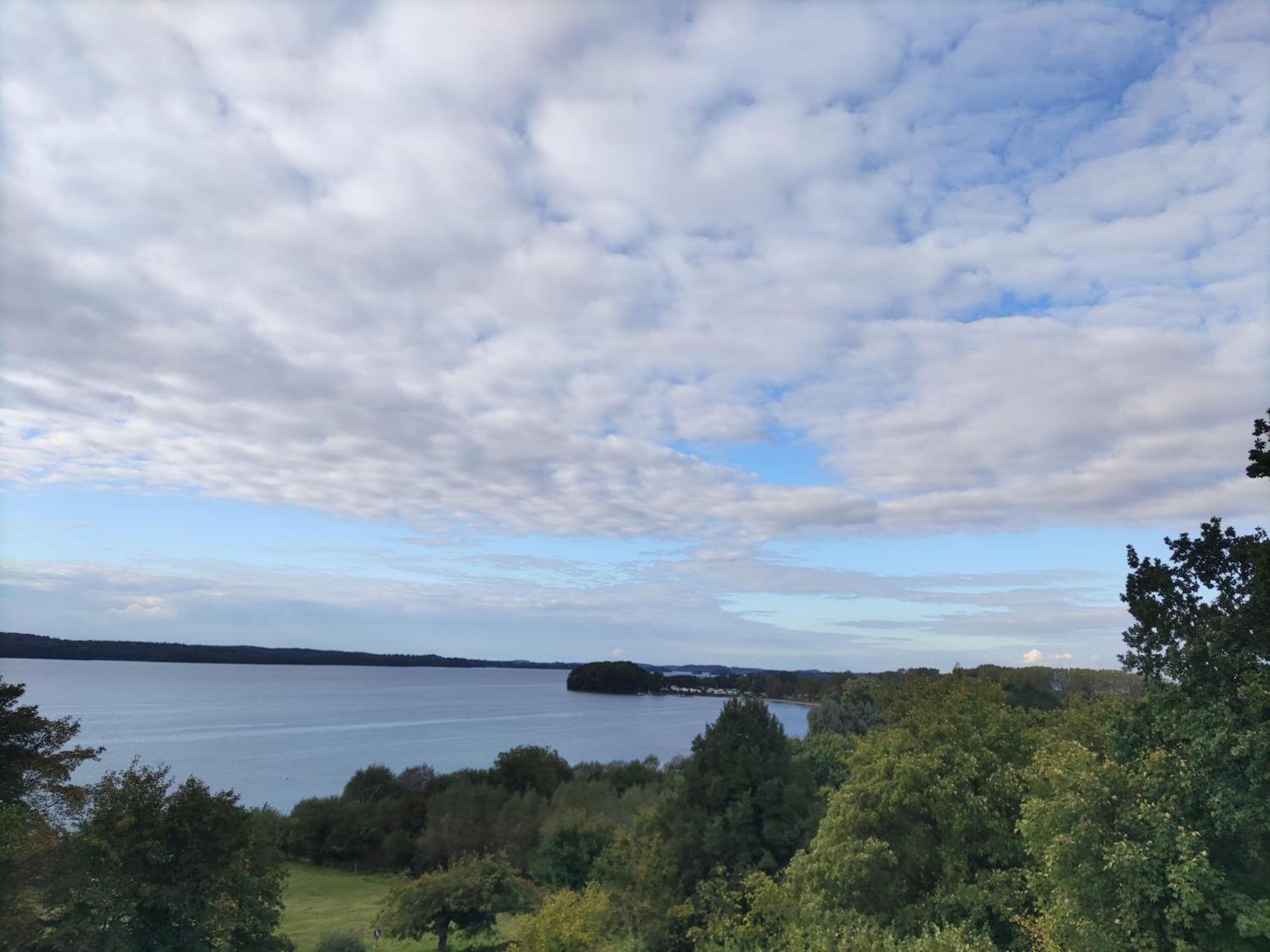 Neubau-ferienwohnung Mit Panorama-seeblick Bosau