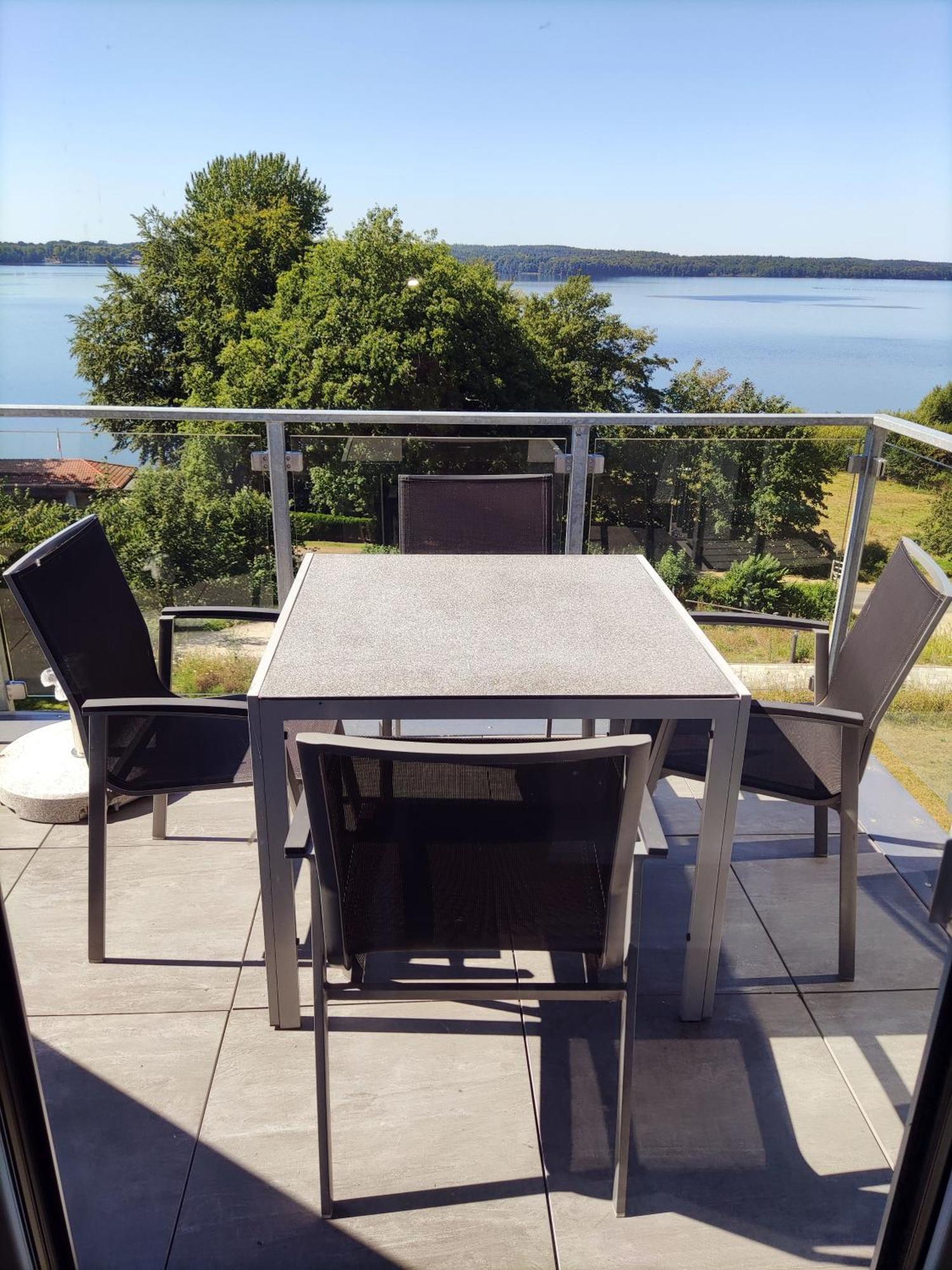 Neubau-ferienwohnung Mit Panorama-seeblick Апартаменты *